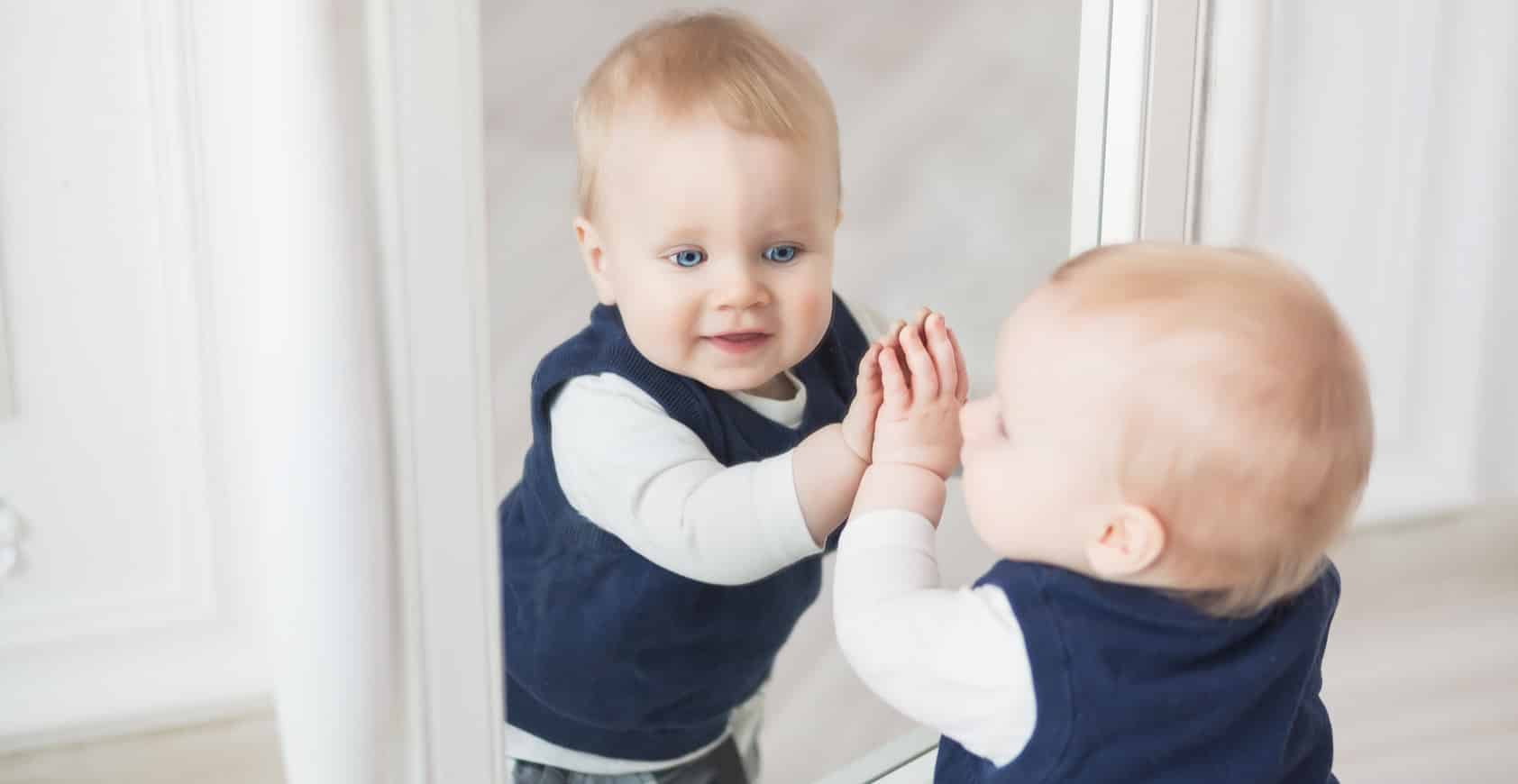 Psychologie-enfant-miroir-Poitiers.jpg